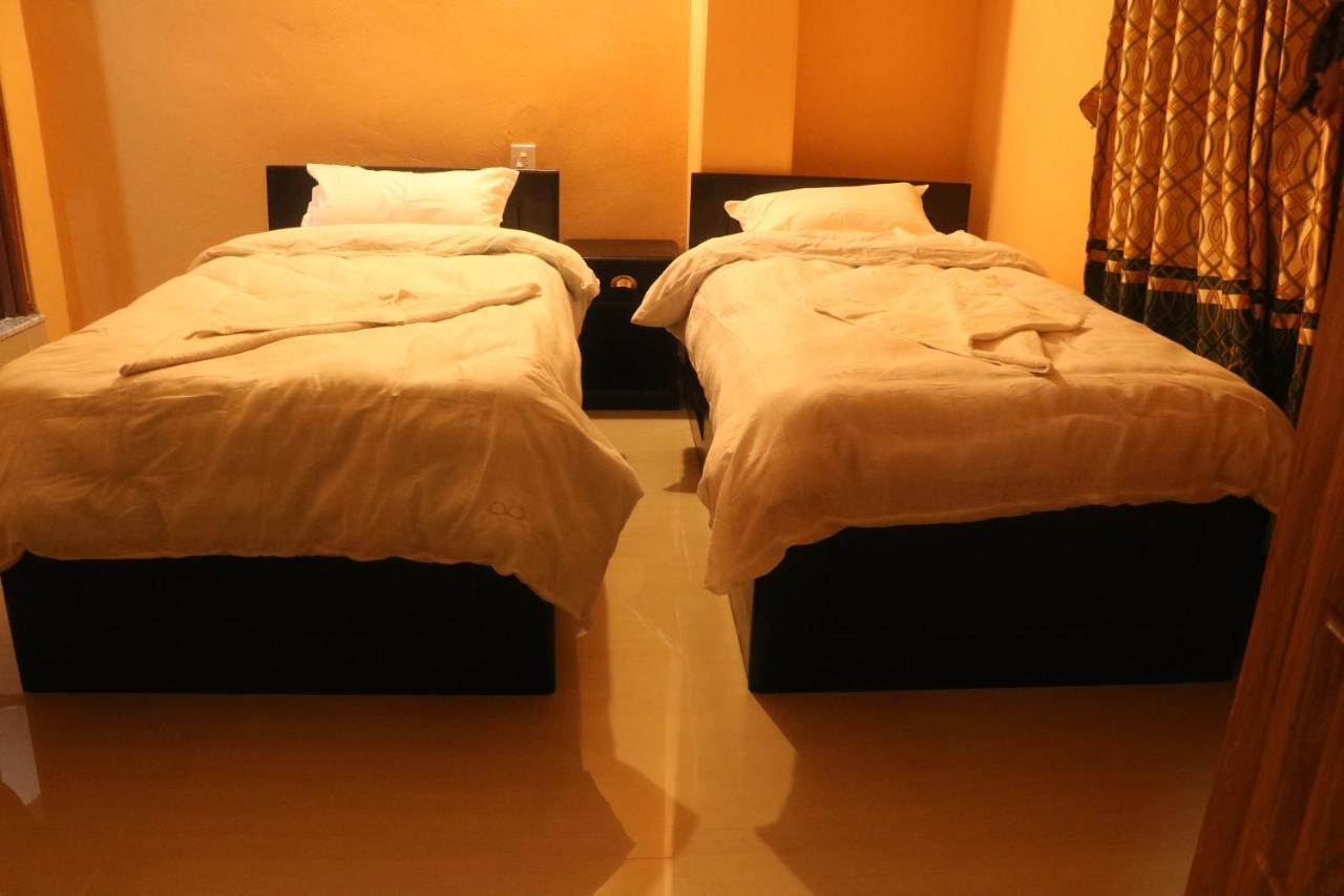 Hotel Eagle Zone Pokhara Exterior foto